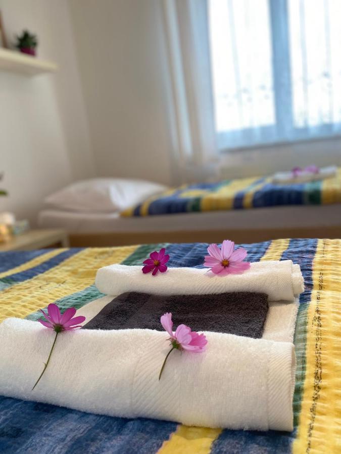 Paradise Villa Apartment Прага Экстерьер фото